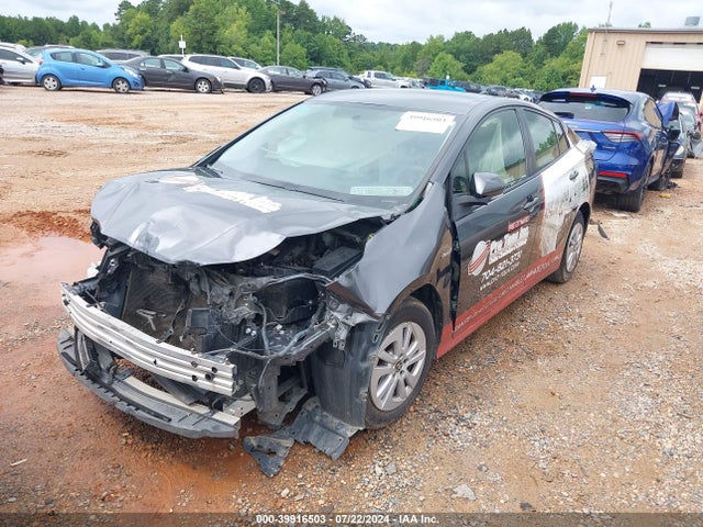 Toyota Prius Two 2016 JTDKBRFU3G3023279 Image 2