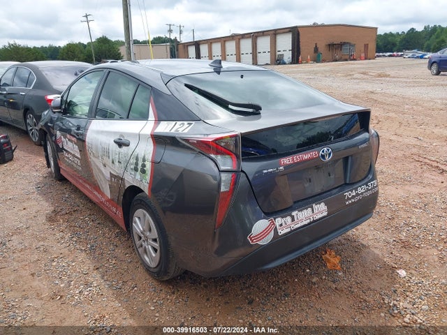 Toyota Prius Two 2016 JTDKBRFU3G3023279 Image 3