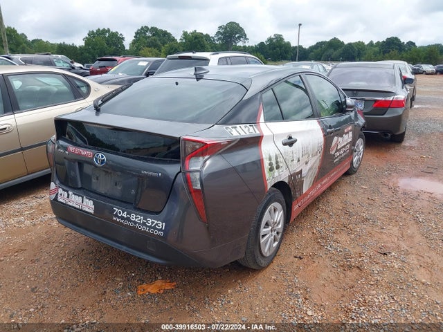 Toyota Prius Two 2016 JTDKBRFU3G3023279 Image 4