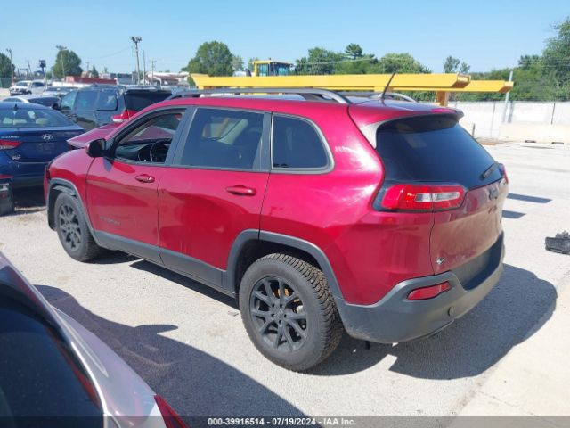 1C4PJLCB4FW706811 Jeep Cherokee Latitude