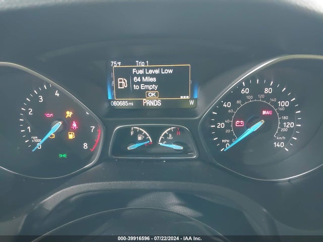 Ford FOCUS SE 2016 1FADP3F22GL374860 Image 16