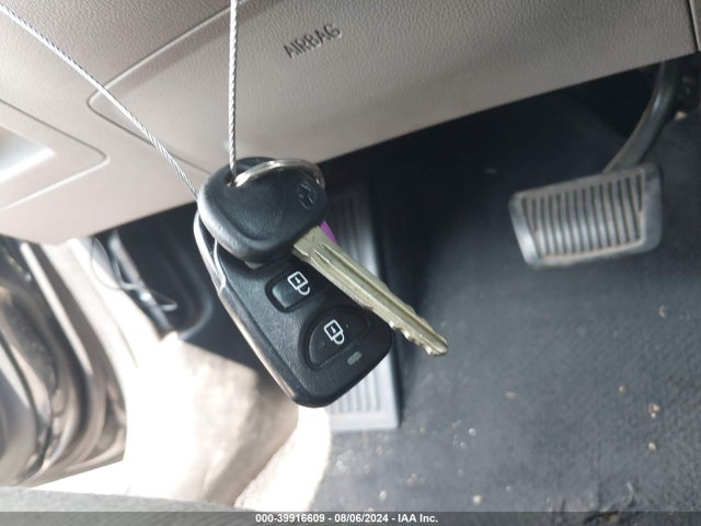 Hyundai ELANTRA SE 2017 5NPD74LF2HH133149 Image 11