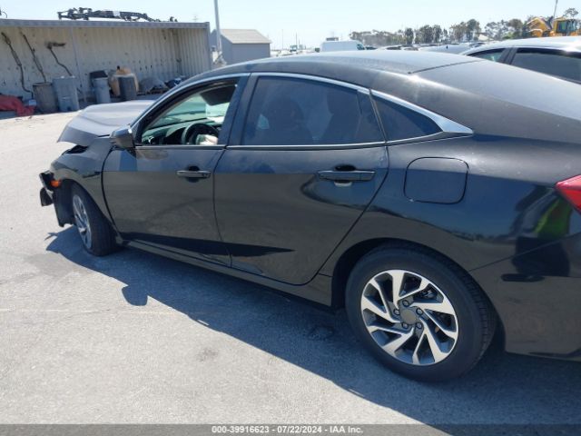 2HGFC2F5XHH538228 Honda Civic Lx
