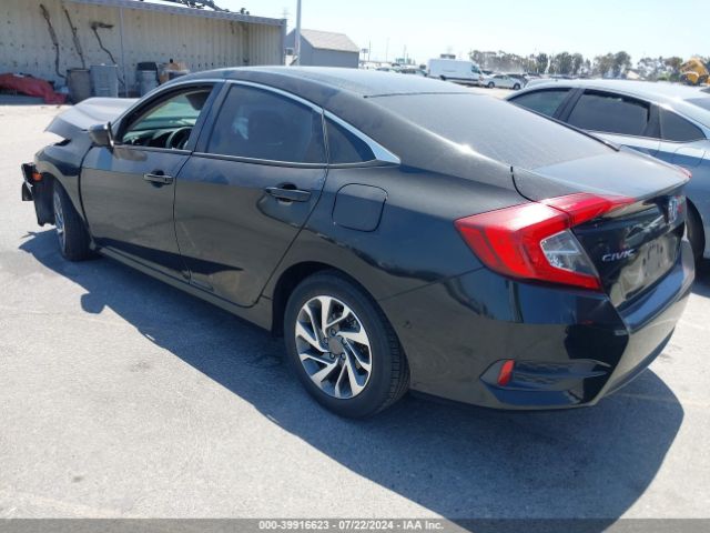 2HGFC2F5XHH538228 Honda Civic Lx
