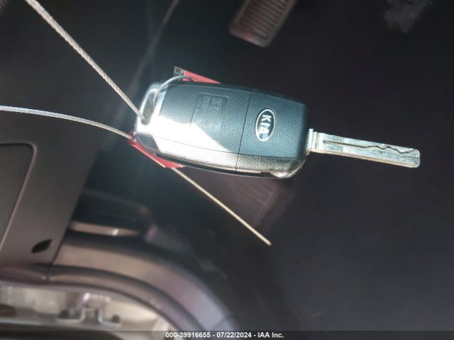 KNDJN2A2XJ7622101 KIA Soul