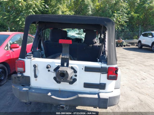 1C4BJWDG1HL536630 Jeep Wrangler Unlimited Sport 4x4