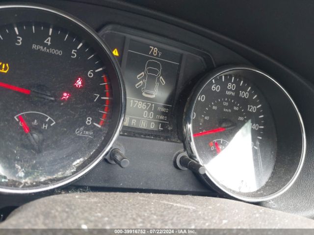JN8AS5MT6FW155677 Nissan Rogue Select S