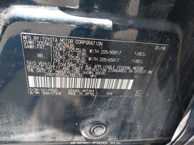 Toyota RAV4 LE 2018 JTMZFREV5JJ736233 Image 9