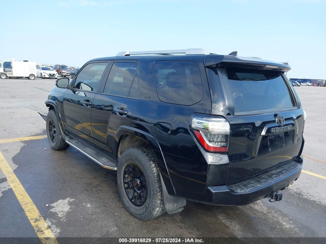 Toyota 4runner Sr5 Premium 2018 JTEBU5JRXJ5497632 Image 3