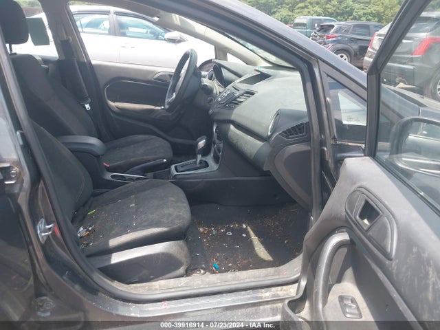 Ford FIESTA SE 2019 3FADP4BJ2KM116459 Image 5