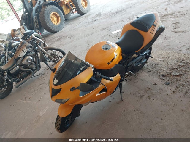 39916951 :رقم المزاد ، JKAZXCD1X6A013925 vin ، 2006 Kawasaki Zx1000 D6f مزاد بيع