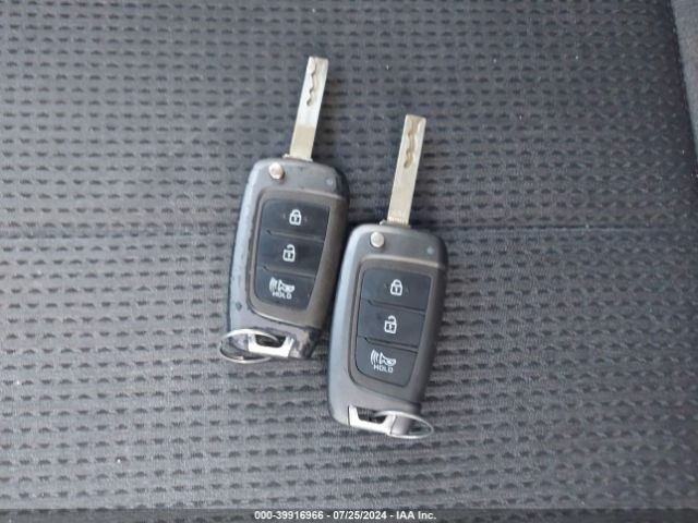 5NMS14AJ7MH310835 Hyundai Santa Fe Se