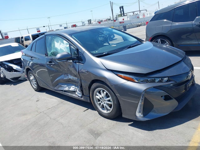 2017 JTDKARFP9H3057743 main image