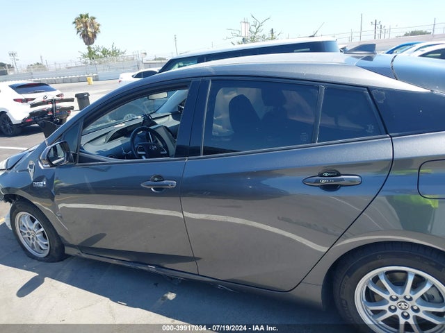 Toyota Prius Prime Premium 2017 JTDKARFP9H3057743 Image 14