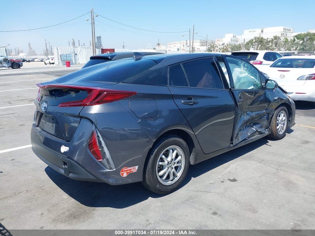 Toyota Prius Prime Premium 2017 JTDKARFP9H3057743 Image 4