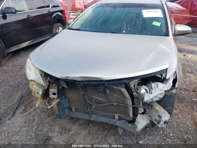 4T4BF1FK4ER360945 Toyota CAMRY LE