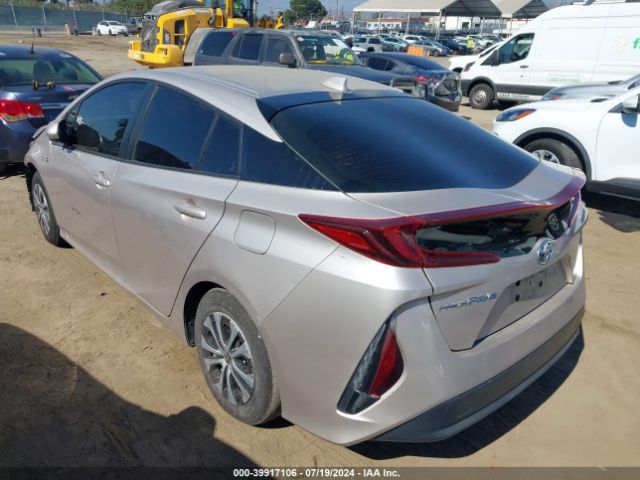 JTDKAMFP7M3174430 Toyota Prius Prime Le