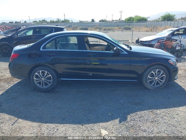 55SWF4KB7GU134156 Mercedes-Benz C 300 4matic/luxury 4matic/sport 4matic