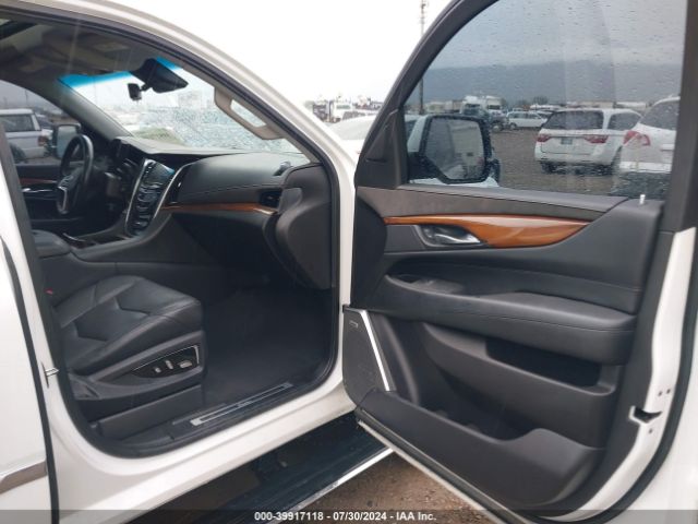 1GYS4CKJ5JR144980 Cadillac Escalade Premium Luxury