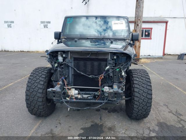 1C4BJWFG8EL214060 Jeep Wrangler Unlimited Rubicon