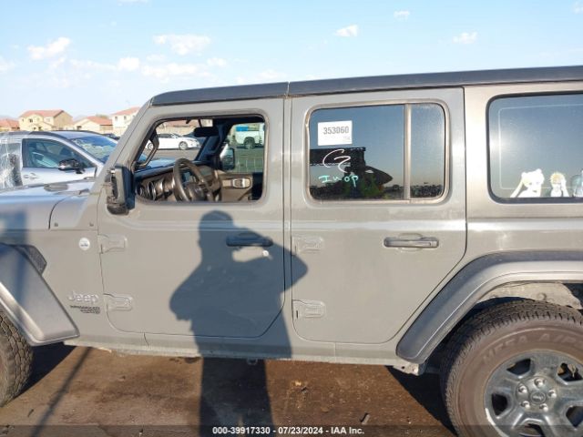 1C4HJXDG7KW585837 Jeep Wrangler Unlimited Sport 4x4
