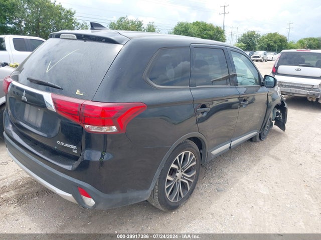 2017 MITSUBISHI OUTLANDER JA4AD3A38HZ048222 Photo 3