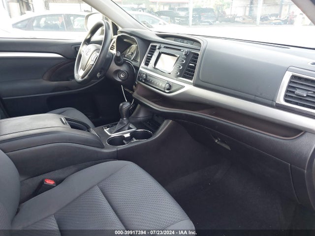 Toyota Highlander Le 2015 5TDZARFH6FS009670 Image 5