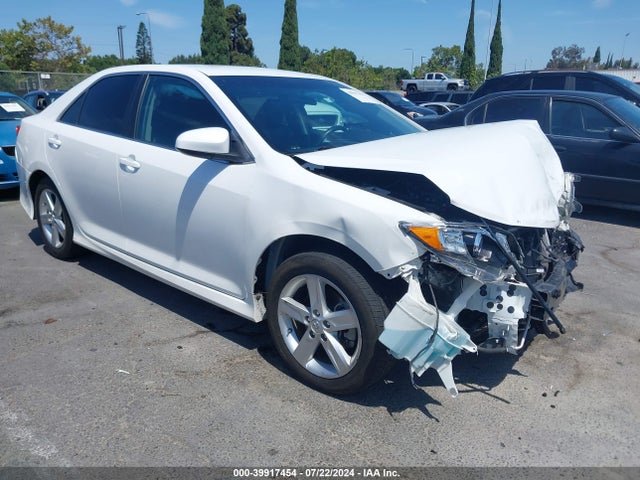 Toyota CAMRY SE 2014 4T1BF1FK3EU794817 main image