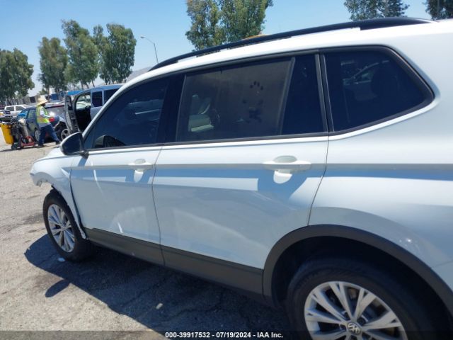 3VV1B7AX0JM109612 Volkswagen Tiguan 2.0t S