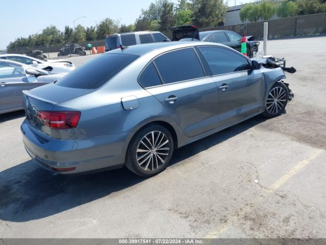 3VWD17AJ9GM404109 Volkswagen Jetta 1.8t Sport