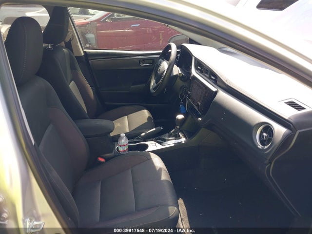 Toyota COROLLA LE 2018 2T1BURHE1JC113206 Image 5