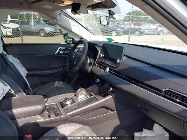 JA4J4UA83PZ052145 Mitsubishi Outlander Se 2.5 S-awc
