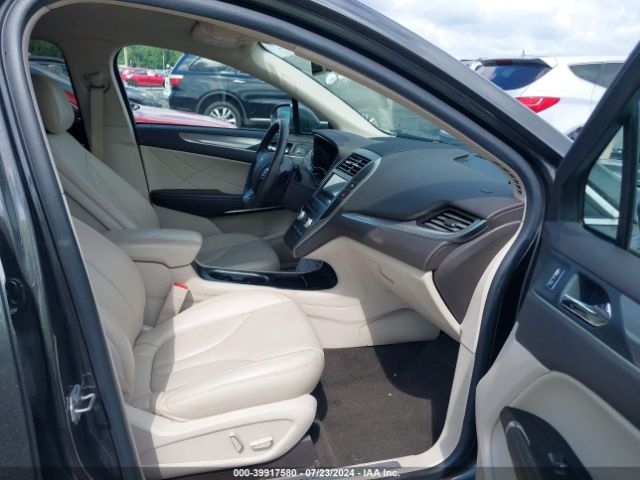 5LMCJ1D91KUL52341 Lincoln Mkc Standard