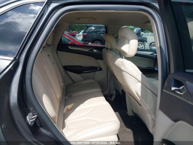 5LMCJ1D91KUL52341 Lincoln Mkc Standard