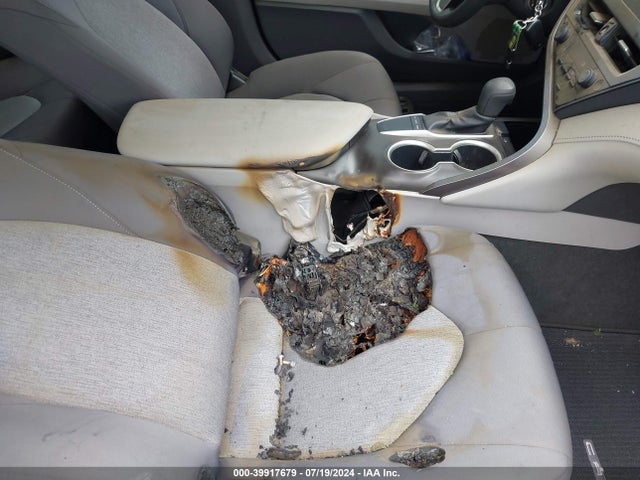 Toyota CAMRY LE 2022 4T1C11AK2NU700677 Image 13