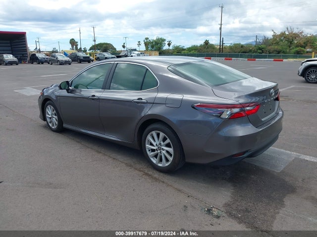 Toyota CAMRY LE 2022 4T1C11AK2NU700677 Image 3