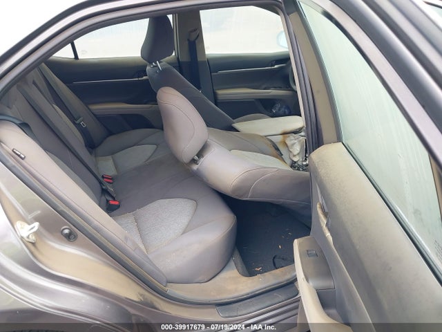Toyota CAMRY LE 2022 4T1C11AK2NU700677 Image 8