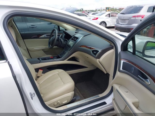 3LN6L2G99ER824194 Lincoln MKZ