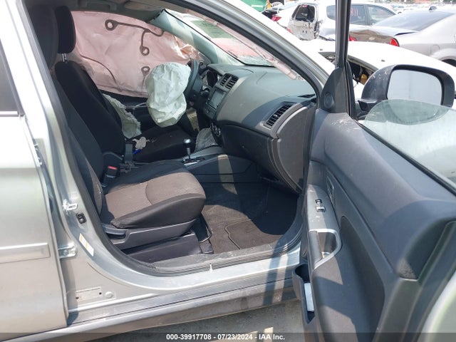 2019 MITSUBISHI OUTLANDER SPORT JA4AP3AU9KU035368 Photo 4