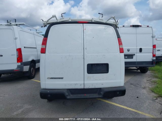 1GCWGAFF9H1142053 Chevrolet Express 2500 Work Van