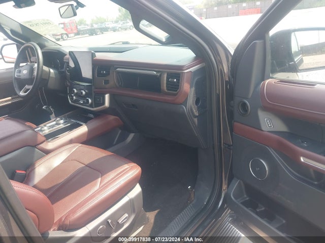 Ford Expedition Limited 2022 1FMJU2AT0NEA41568 Image 5