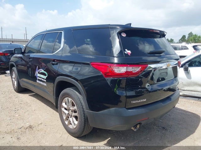 Chevrolet Traverse Ls 2019 1GNERFKW1KJ218985 Image 3