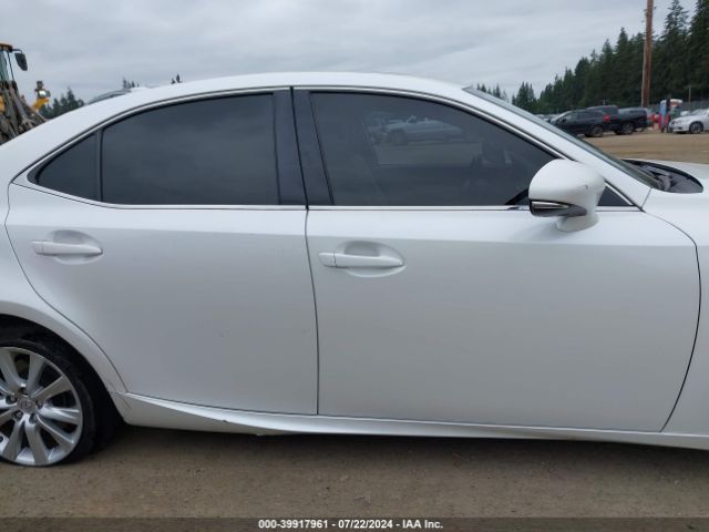 JTHBA1D27G5036769 Lexus IS 200T