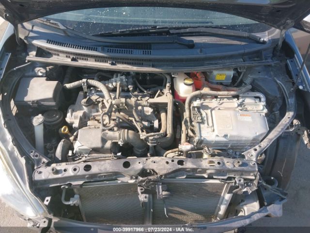 JTDKDTB33F1112218 Toyota Prius C One