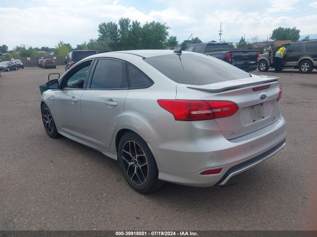 Ford FOCUS SE 2015 1FADP3F20FL281396 Image 3