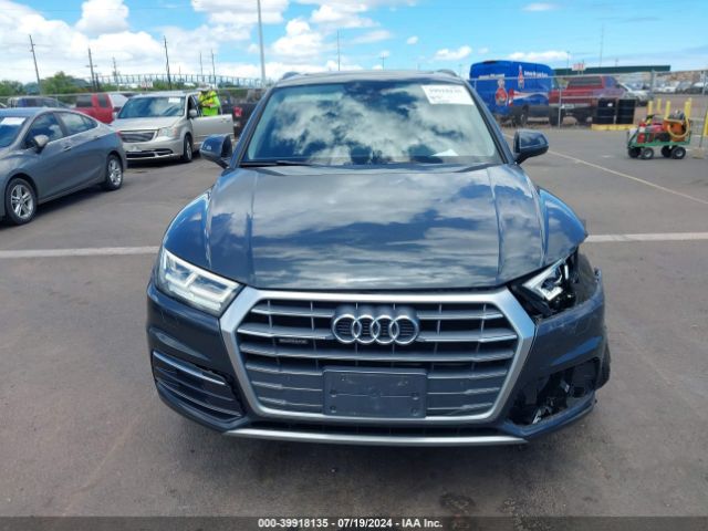 WA1BNAFY5J2002100 Audi Q5 2.0t Premium/2.0t Tech Premium