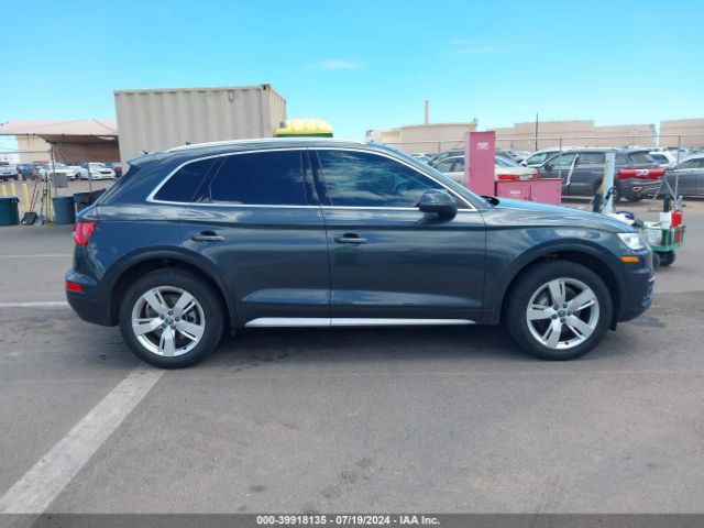 WA1BNAFY5J2002100 Audi Q5 2.0t Premium/2.0t Tech Premium