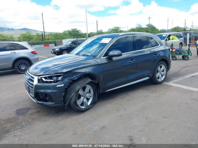 WA1BNAFY5J2002100 Audi Q5 2.0t Premium/2.0t Tech Premium
