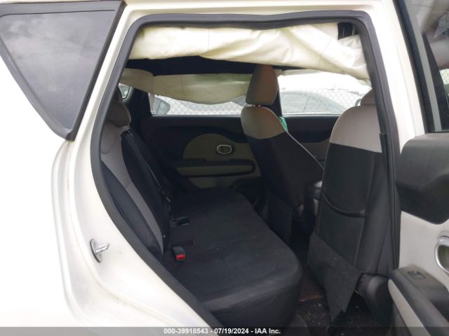 KNDJN2A25E7032667 KIA Soul