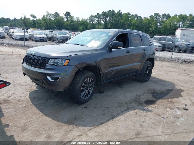 1C4RJEBG8JC480915 Jeep Grand Cherokee Limited 4x2